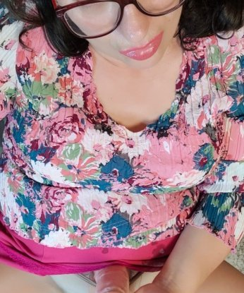 🌹 Я креативная нежная леди с горячей страстью в сердце. Живу в Москве, и я знаю, как заставить тебя чувствовать себя особенным. 💋
🔥 Мои услуги - это твой путь к искушению и истинному удовольствию. 🌈 Я готова подарить тебе незабываемый опыт и исполнить все твои сокровенные желания. 💦
📸 Мои фото подтвердят, что я нежная, сексуальная и соблазнительная. 🔞 Уверяю, что красивое лицо, идеальные формы и умопомрачительное тело не оставят тебя равнодушным. Обожаю ухаживать за собой и выглядеть великолепно для тебя.
💬 Мои довольные клиенты говорят о моей настоящей страсти, профессионализме и умении создавать неповторимую атмосферу нашего встречи. Читай отзывы о моих услугах и убедись сам, что я действительно являюсь идеальным выбором для воплощения твоих фантазий.
🔒 Конфиденциальность и безопасность - мои основные принципы работы. Ты будешь чувствовать себя комфортно и расслаблено со мной.
💌 Не медли, свяжись со мной прямо сейчас и открой дверь в мир незабываемого блаженства. Я обещаю сделать твои самые сокровенные мечты реальностью. 💫 Юстричка